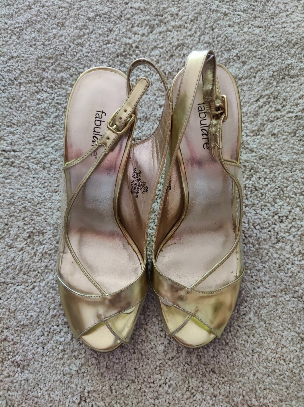 Fabulaire Gold Slingback Heels. Perfect For That Special Night Out! Very Classy.